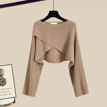 Neutral Three-Piece Knit Set – Wide-Leg Trousers, Shirt and Cropped Sweater