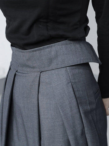 Wide-Leg Velcro Waist Trousers – Pleated Flowing Smart Trousers