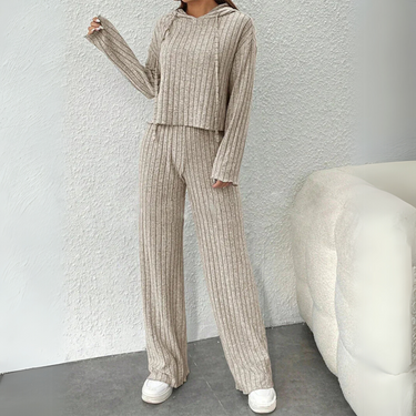 Women's Cozy Hooded Sweatshirt and Joggers Two-Piece Set
