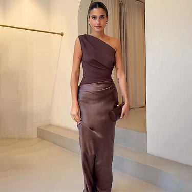 Effortless Summer Garden Maxi Dress with Flowing Feminine Silhouette