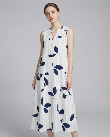 Leaf Print Maxi Dress – Stylish V-Neck Sleeveless Summer Look