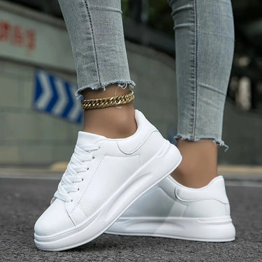 White Leather Sneakers – Minimal Clean Everyday Trainer
