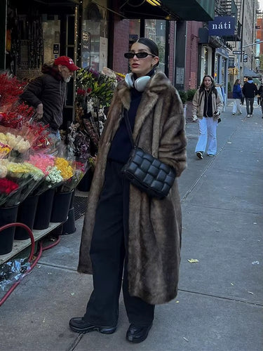 Long Faux Fur Winter Coat – Oversized Plush Warm Coat