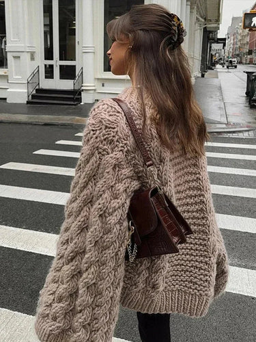 Jocelyn | Soft Oversize Knitted Jumper With Wide Sleeves